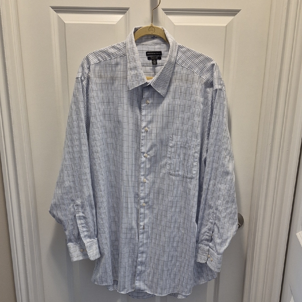 Dockers Men's Light Blue Plaid Button Down Shirt